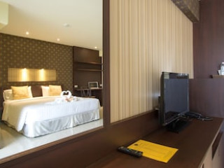 CHATEAU DE SUKHUMVIT