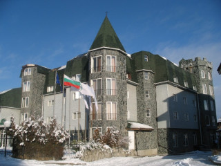 CHATEAU VAPTZAROV HOTEL