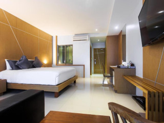 Chaweng Cove Beach Resort