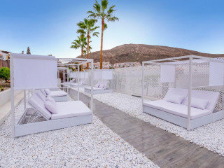 CHECKIN BUNGALOWS ATLANTIDA