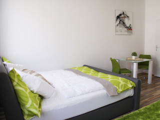 CheckVienna - Apartment Huglgasse