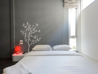 CHEQINN HOSTEL SUKHUMVIT 4