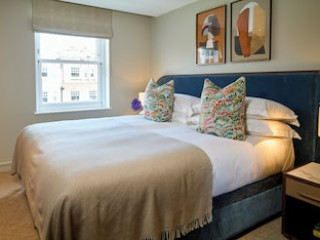 CHEVAL PHOENIX HOUSE APARTMENTS