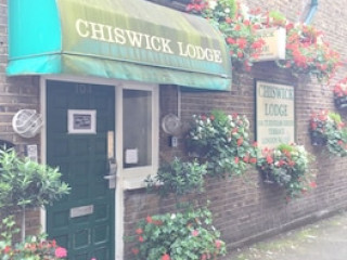 CHISWICK LODGE