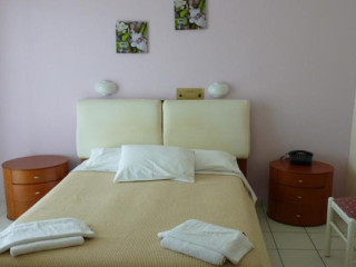 Chrisa Hotel