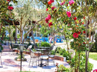 Chrousso Village Hotel