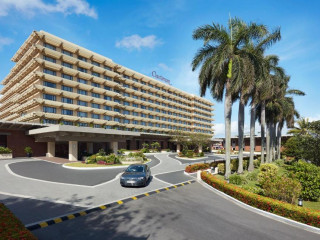 Cinnamon Lakeside Colombo