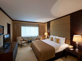 Cinnamon Lakeside Colombo