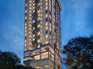 CINNAMON RED COLOMBO