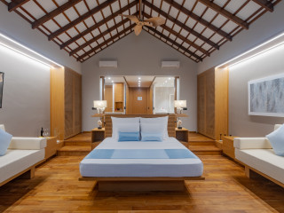 Cinnamon Velifushi Maldives