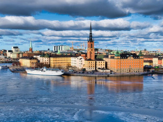 Circuit Stockholm si Helsinki