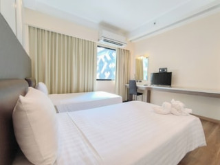 CITIN SUKHUMVIT 11 NANA BANGKOK BY COMPASS HOSPITALITY