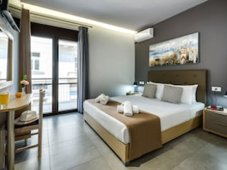 CITY BREEZE APARTMENT