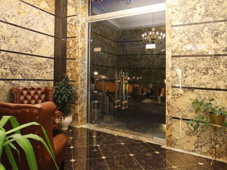 City Park Hotel