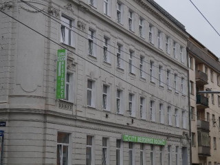 City Residence Rooms & Apartments