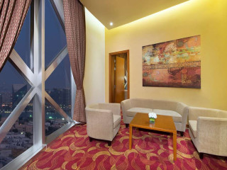 City Seasons Towers Hotel