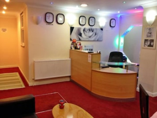 CITY VIEW HOTEL ROMAN ROAD MARKET