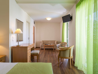 Civitel Attik Rooms & Suites