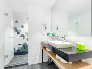 Clarion Hotel Vienna South