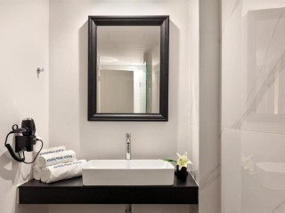 Classic Hotel by Athens Prime Hotels