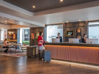 CLAYTON HOTEL CITY OF LONDON