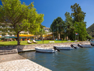 Cleopatra Beach