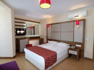 EPICO SEAFRONT AND GARDEN APARTMENTS
