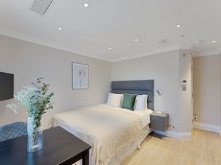 CLEVELAND APARTMENTS