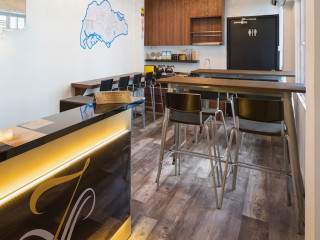 7 WONDERS HOSTEL AT UPPER DICKSON SG CLEAN