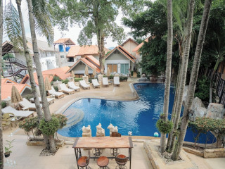 Club Bamboo Boutique Patong Beach Resort