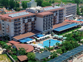 Club Cactus Paradise