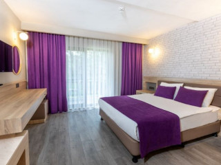 CLUB FELICIA VILLAGE