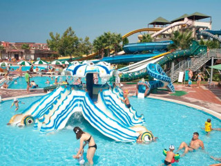 LRS PORT RIVER HOTEL&SPA