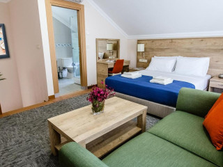 CLUB MARMA HOTEL