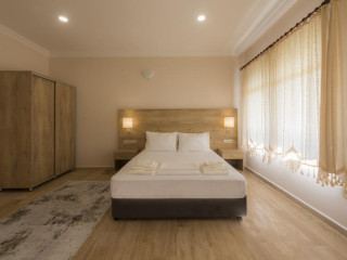 CLUB MARMA HOTEL
