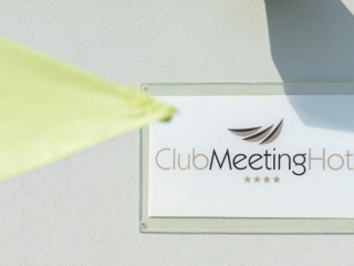 Club Meeting Hotel