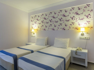 LION HOTEL
