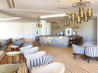 Club Palm Azur
