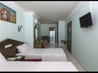 CLUB TARHAN SERENITY