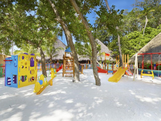 Kuredu Island Resort