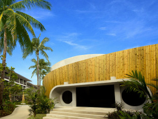 Graceland Khaolak Beach Resort