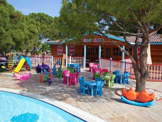 BATIHAN BEACH RESORT