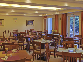 CNIC HELLINIS HOTEL