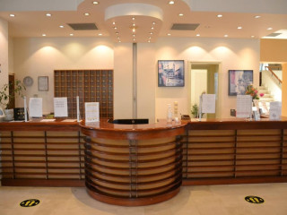 CNic Hellinis Hotel