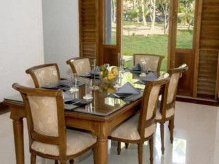 Coco Villa Peach Tree
