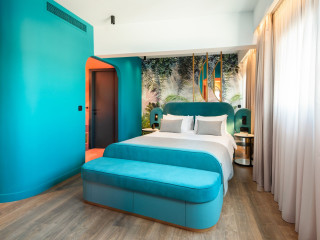 COLORS Hotel Athens