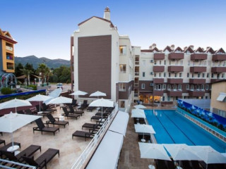 APARTAMENT NOU 3 CAMERE IN MAMAIA NORD ZONA FRATELLI ,NUBA BEACH