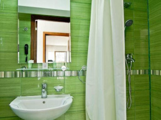 Complex Bran Brad Bega