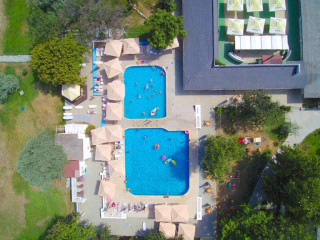 Complex Mediteranean Mamaia