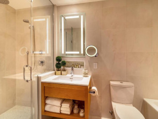 Concorde Hotel New York